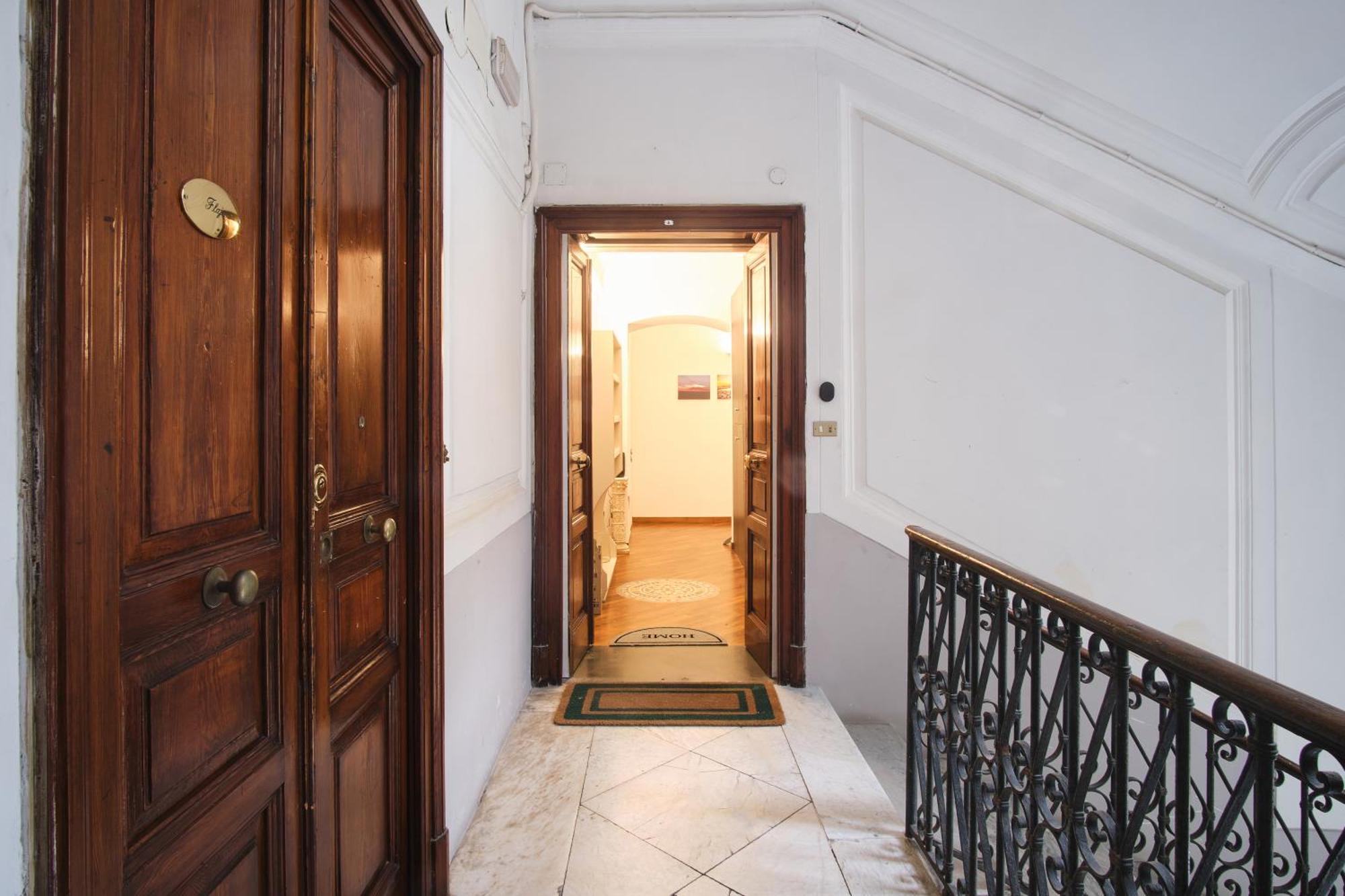 Pink Star Napoli Luxury Apartment מראה חיצוני תמונה